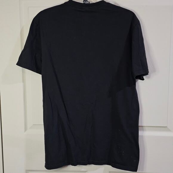 District Mens T Shirt Sz L Streetwear Hippie Festival Indie Sleaze Graphic Black - Picture 8 of 8